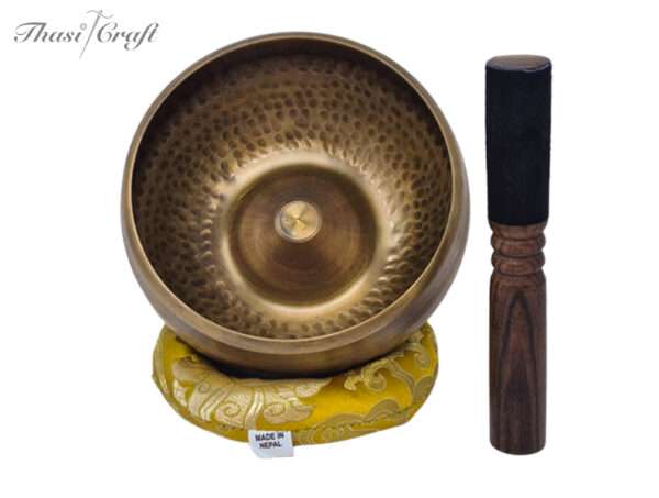 handbeaten lingam design singing bowl